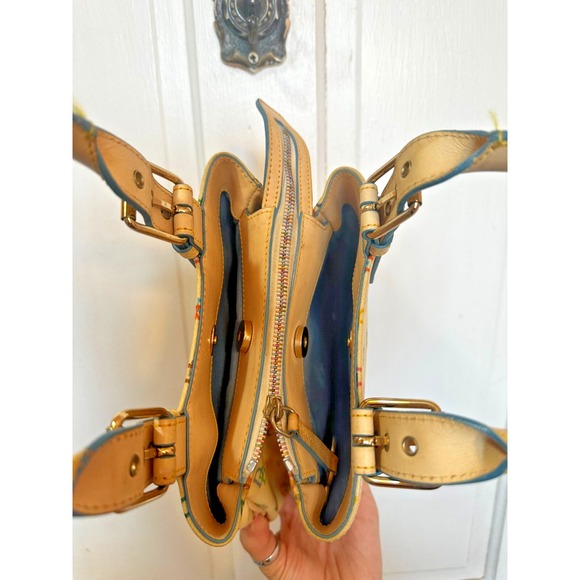 Dooney & Bourke Small Mini Satchel Cream‎ Rainbow Zipper Heart Charm Bag - Picture 4 of 5